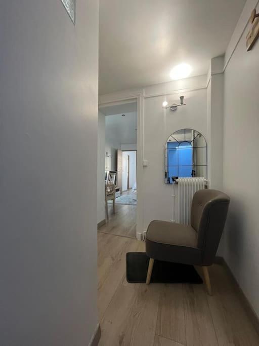 Appart 4 Personnes Proche Paris Tour Eiffel Meudon Exterior foto